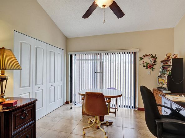 1400 NW 9th Avenue B13, Boca Raton FL 33486