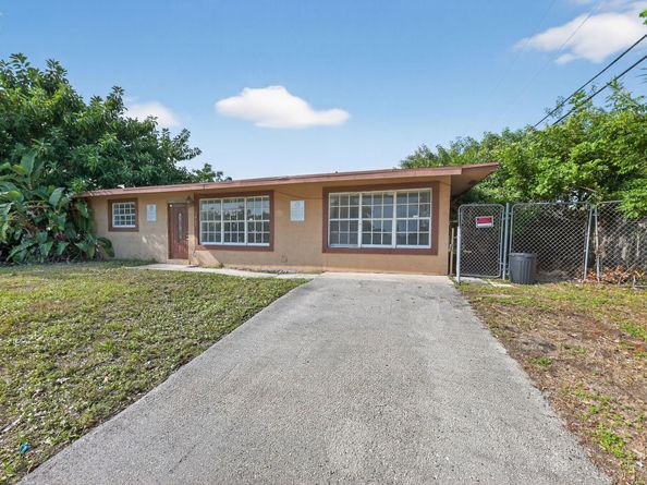 1901 NW 1st Ave, Pompano Beach FL 33060