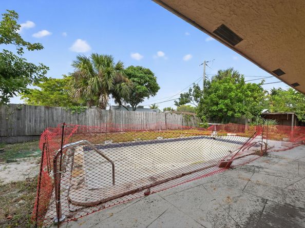 1901 NW 1st Ave, Pompano Beach FL 33060