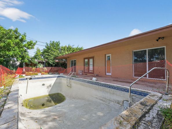 1901 NW 1st Ave, Pompano Beach FL 33060