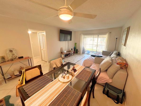 4152 NW 90th Ave 206, Coral Springs FL 33065