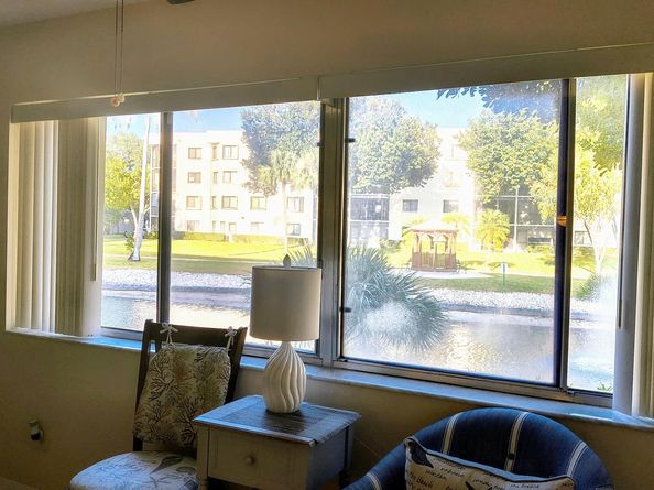 3178 Via Poinciana 102, Lake Worth FL 33467