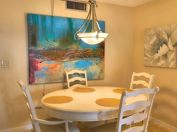 3178 Via Poinciana 102, Lake Worth FL 33467