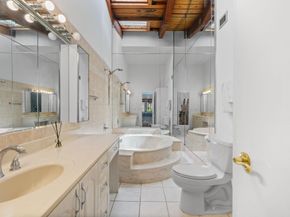 2679 S Parkview Dr 2679, Hallandale Beach FL 33009