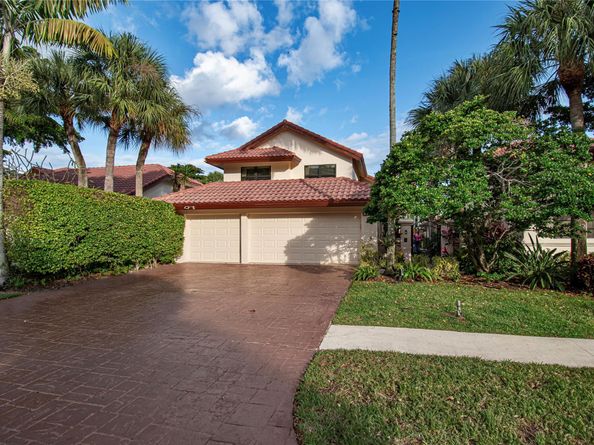 21694 Town Place Dr, Boca Raton FL 33433