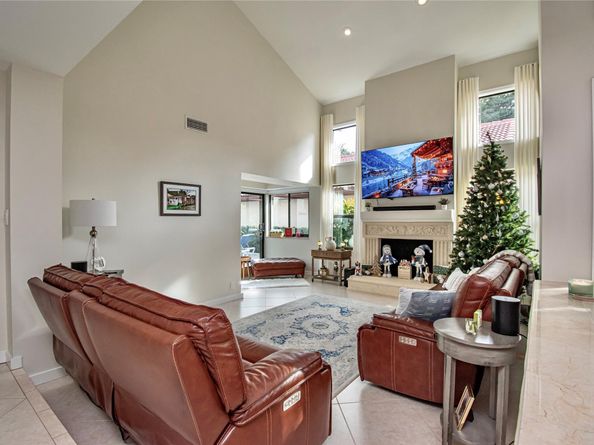 21694 Town Place Dr, Boca Raton FL 33433