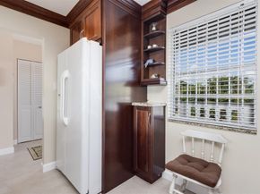 414 SE 10th St 302, Dania Beach FL 33004