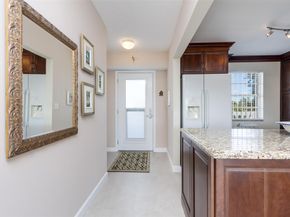 414 SE 10th St 302, Dania Beach FL 33004