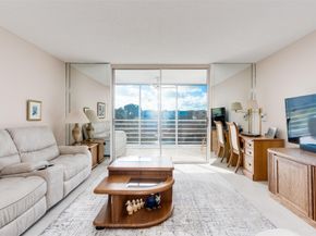 414 SE 10th St 302, Dania Beach FL 33004