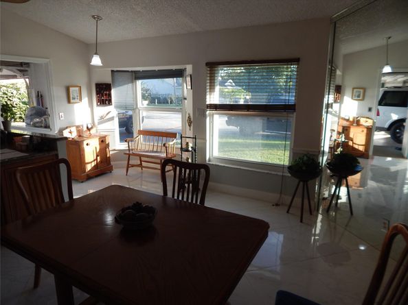 7921 NW 4th St, Plantation FL 33324