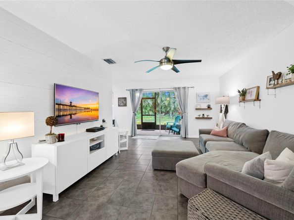 2559 NW 42nd Ave 2559, Coconut Creek FL 33066