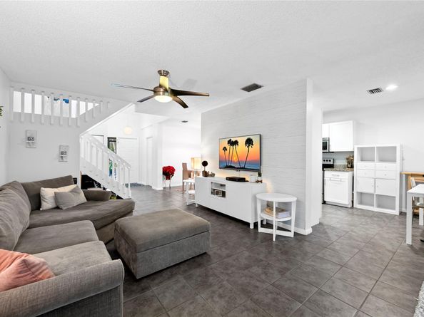 2559 NW 42nd Ave 2559, Coconut Creek FL 33066