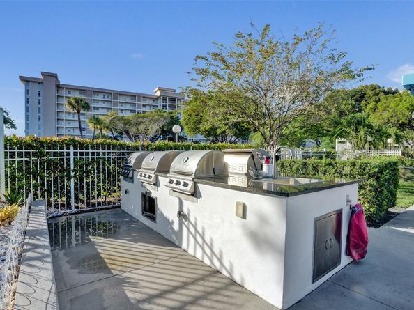 3001 S Course Dr 107, Pompano Beach FL 33069