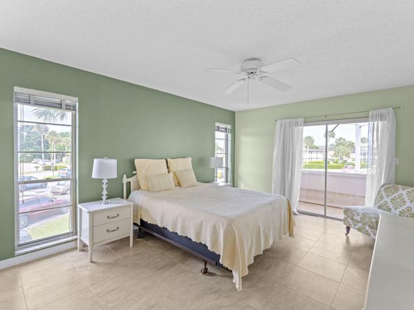3 Greenway Village North N 209, Royal Palm Beach FL 33411