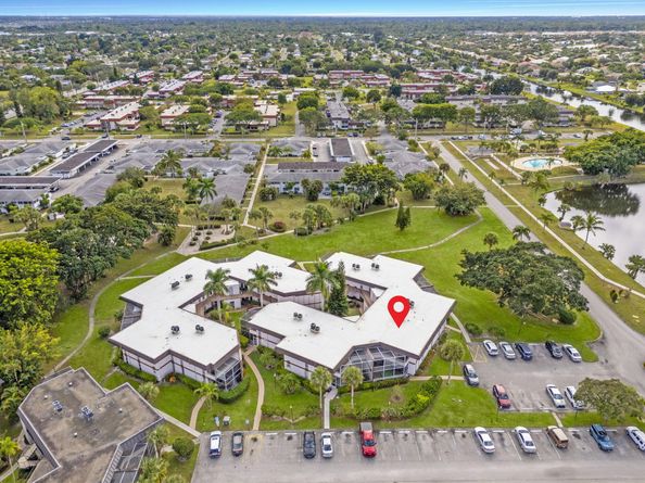 3 Greenway Village North N 209, Royal Palm Beach FL 33411