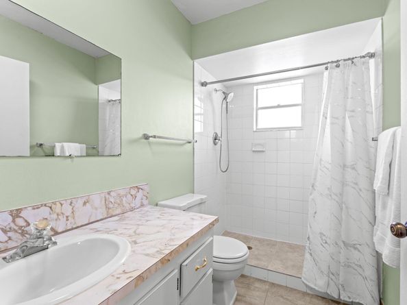 3 Greenway Village North N 209, Royal Palm Beach FL 33411