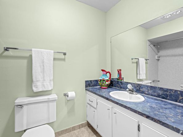 3 Greenway Village North N 209, Royal Palm Beach FL 33411