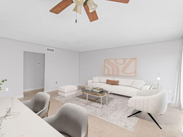 3 Greenway Village North N 209, Royal Palm Beach FL 33411