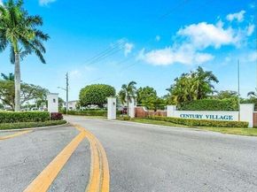 111 Greenbrier B, West Palm Beach FL 33417