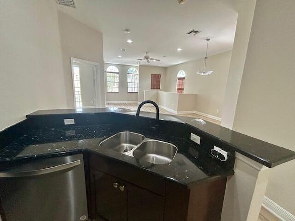 5865 Hampton Hills Boulevard, Tamarac FL 33321