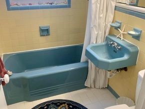 1423 Crest Drive, Lake Worth FL 33461