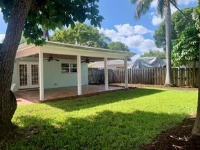 1423 Crest Drive, Lake Worth FL 33461