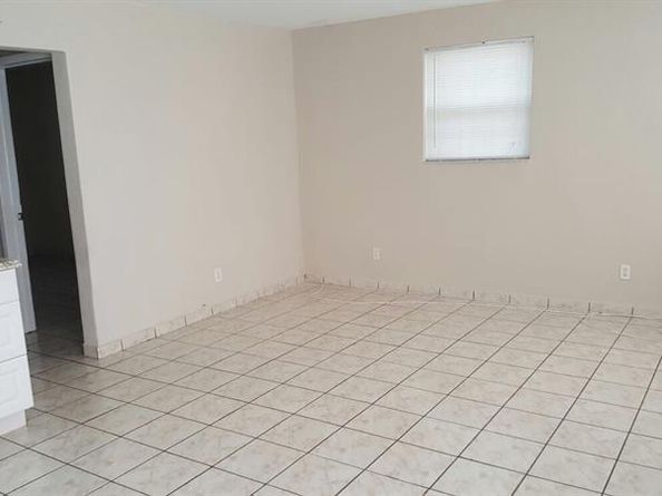 2245 Sheridan St, Hollywood FL 33020