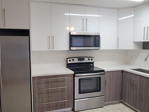 2245 Sheridan St, Hollywood FL 33020
