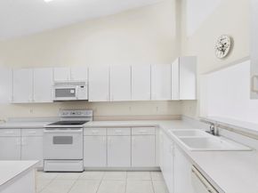 15266 Lake Wildflower Road, Delray Beach FL 33484