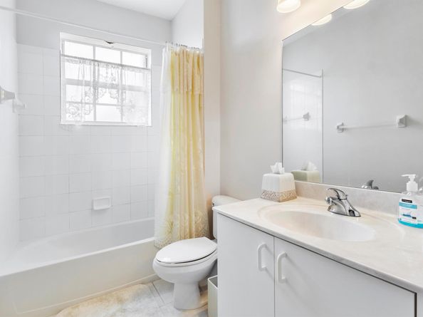 15266 Lake Wildflower Road, Delray Beach FL 33484