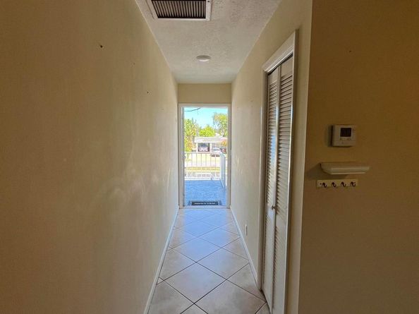 420 W Palm Street 22, Lantana FL 33462