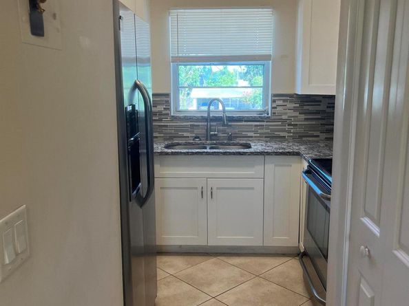 420 W Palm Street 22, Lantana FL 33462