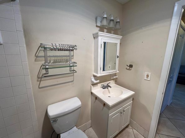 420 W Palm Street 22, Lantana FL 33462