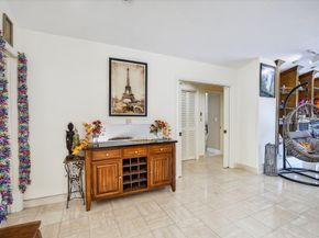 9541 Sea Turtle Dr, Plantation FL 33324