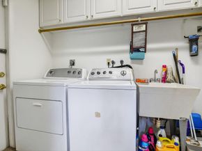 9541 Sea Turtle Dr, Plantation FL 33324