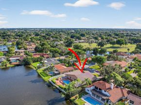 9541 Sea Turtle Dr, Plantation FL 33324