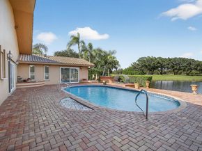 9541 Sea Turtle Dr, Plantation FL 33324