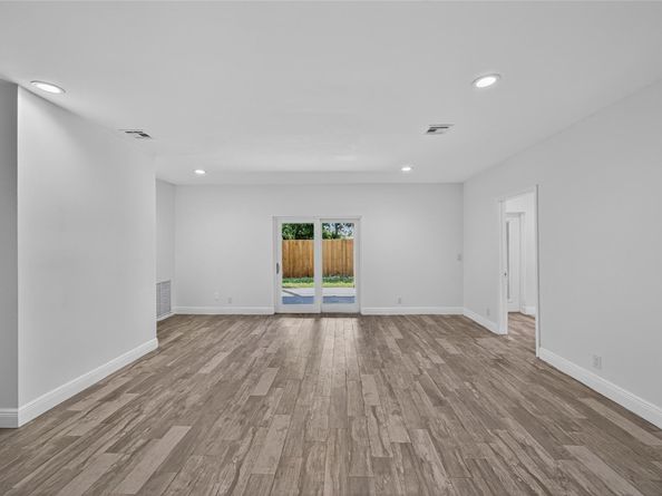 2012 NW 12th Ave, Fort Lauderdale FL 33311