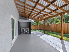 2012 NW 12th Ave, Fort Lauderdale FL 33311