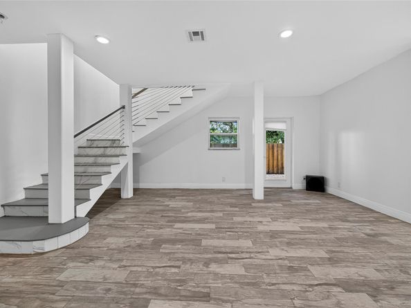 2012 NW 12th Ave, Fort Lauderdale FL 33311