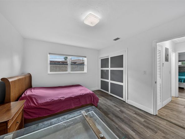 2012 NW 12th Ave, Fort Lauderdale FL 33311