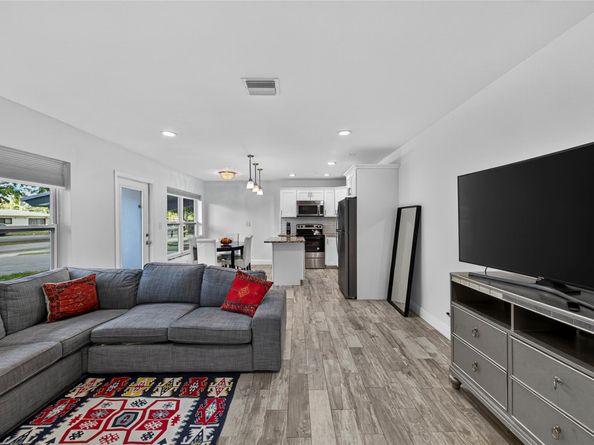 2012 NW 12th Ave, Fort Lauderdale FL 33311