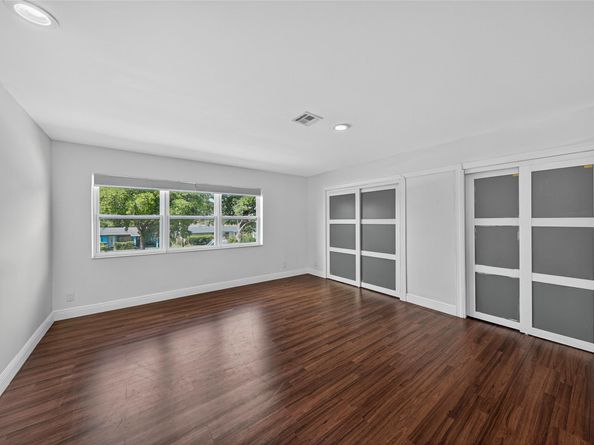 2012 NW 12th Ave, Fort Lauderdale FL 33311