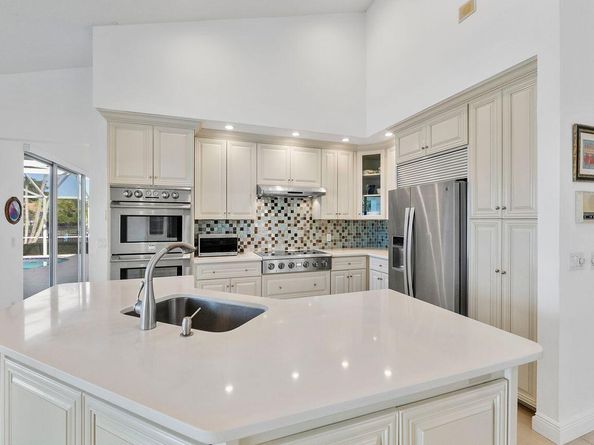 7685 Dorchester Road, Boynton Beach FL 33472