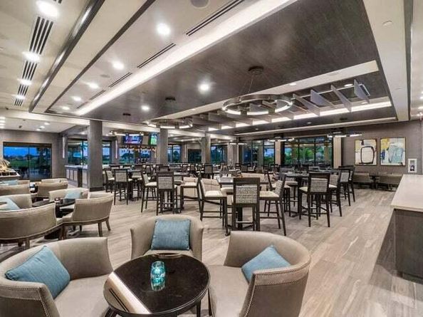 7685 Dorchester Road, Boynton Beach FL 33472