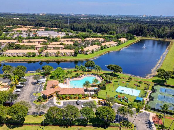 3176 Turtle Cove, West Palm Beach FL 33411