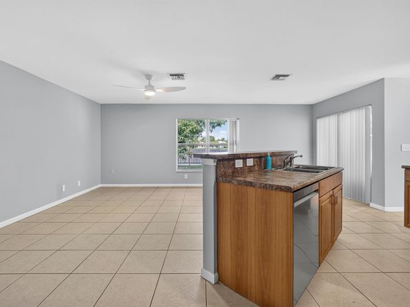 3176 Turtle Cove, West Palm Beach FL 33411