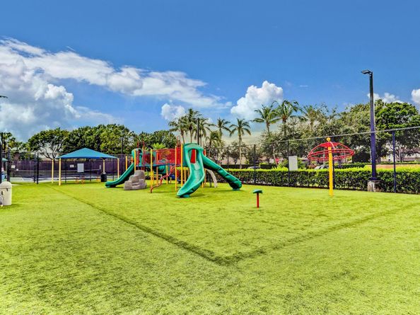 3176 Turtle Cove, West Palm Beach FL 33411