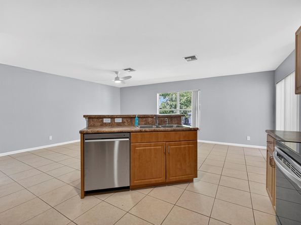 3176 Turtle Cove, West Palm Beach FL 33411