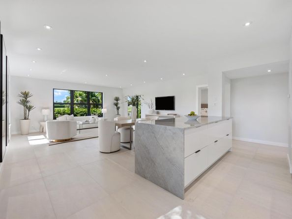 800 Greensward Court 107I, Delray Beach FL 33445